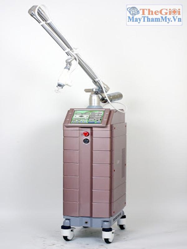 may laser co2 fractional lucia oppamed 2